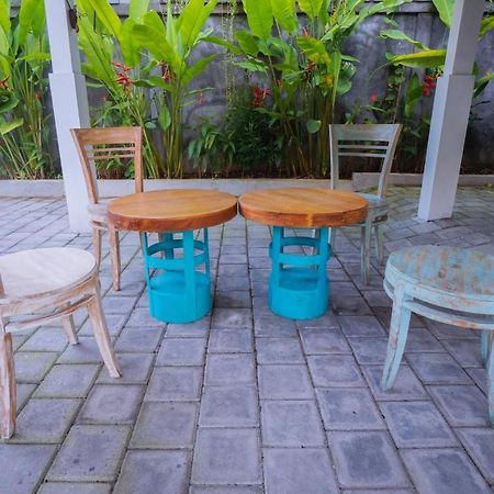 Kos Bulan Bali Hotel Kuta  Bagian luar foto