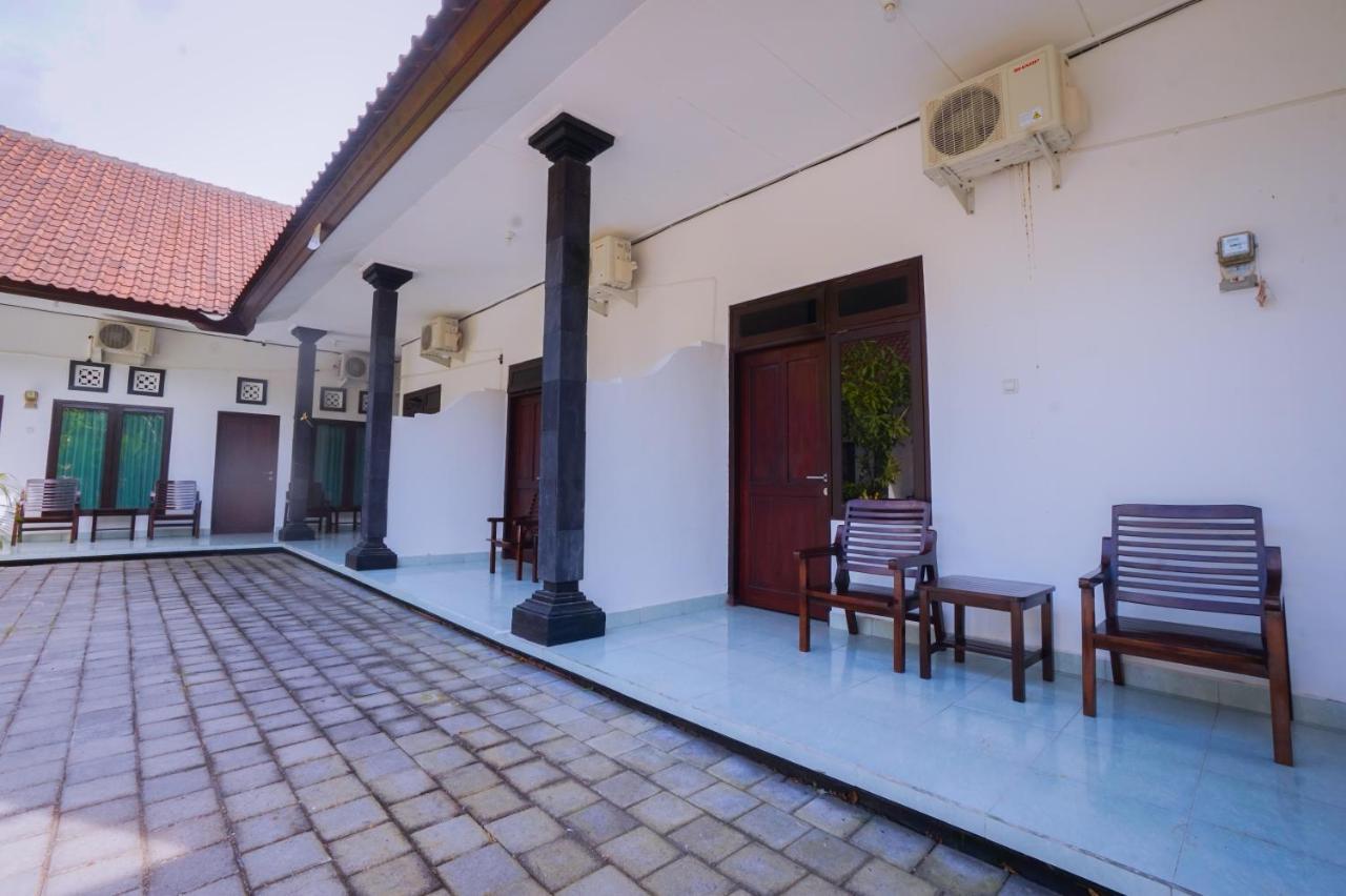 Kos Bulan Bali Hotel Kuta  Bagian luar foto